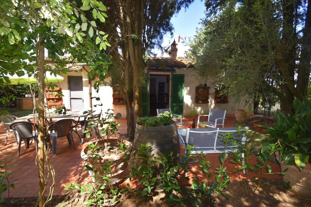 Agriturismo La Nicchia Castelnuovo Berardenga Exterior foto